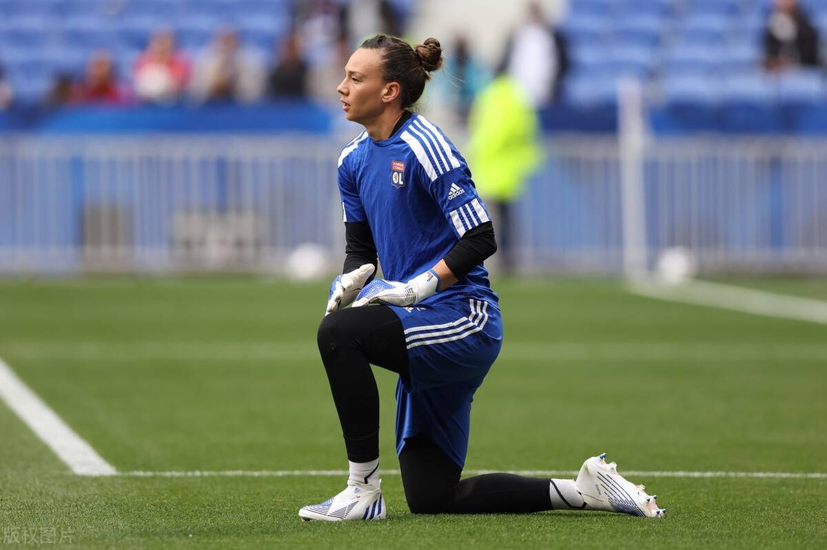 九博网页版 -包含赛前塞维利亚备战法甲，外线爆发细节曝光，质疑声仍在，数据趋势出现新变化的词条