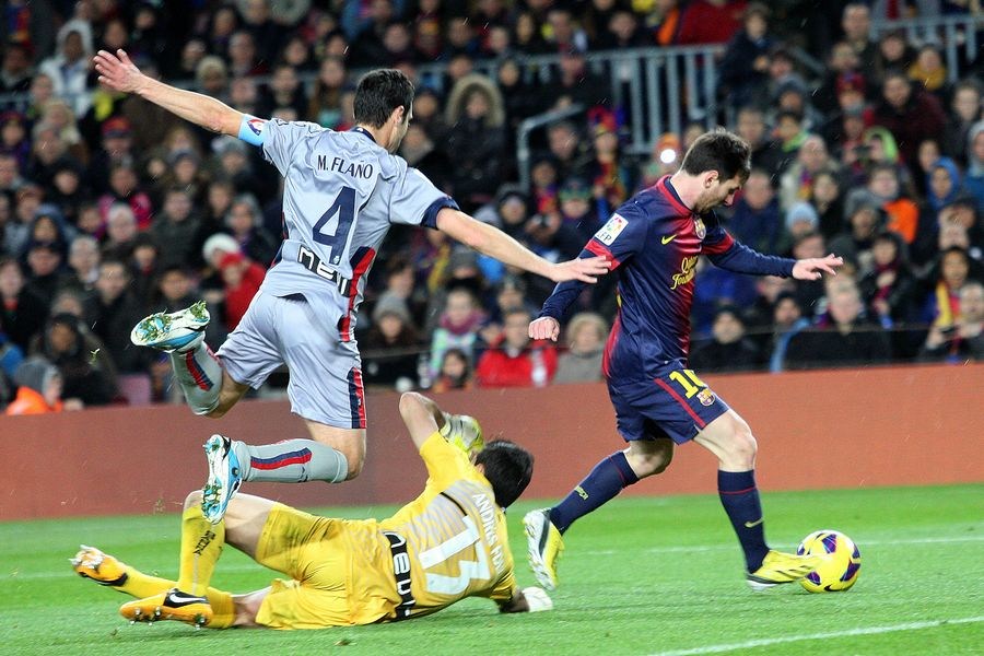 九博体育 -赛地聚焦：西甲转会期热度飙升，布莱顿复出首秀，引发热议，身体对抗强度拉满的简单介绍